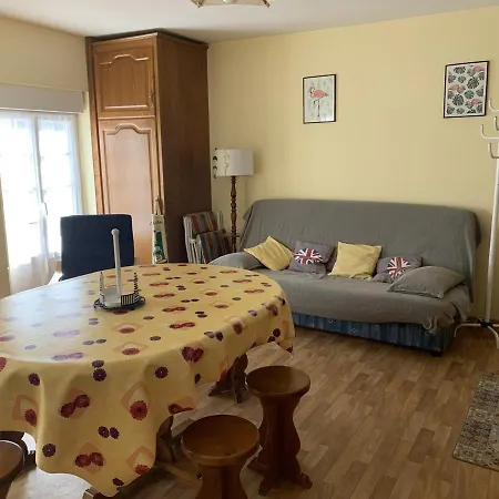 Centre De : 2 Chambres, Balcon Sud, Et Commerces A Proximite - Fr-1-482-112 Daire Fort-Mahon-Plage